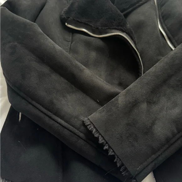 Zara Black Fur Jacket with Asymmetric Zipper - Picture 5 of 6